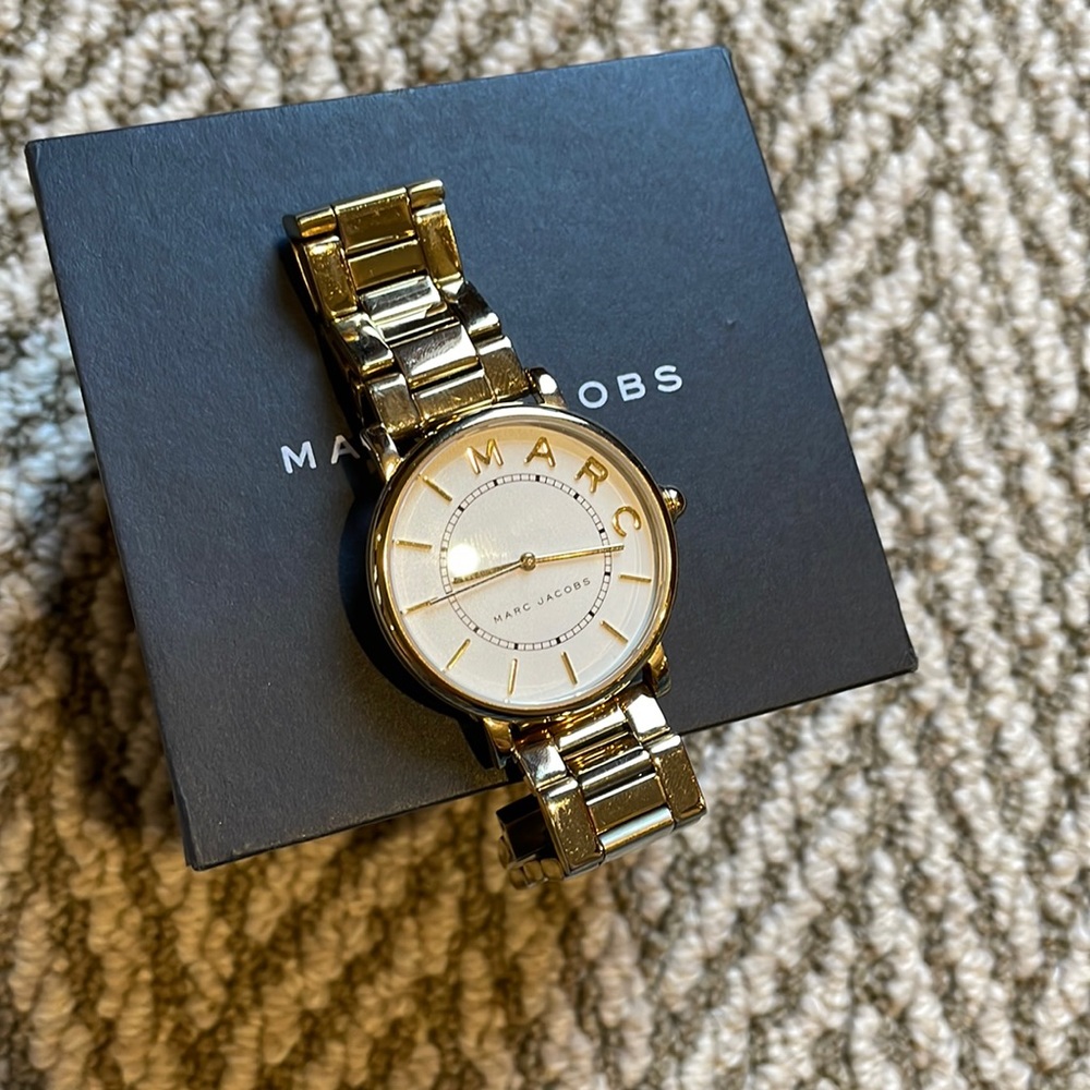 Gold Marc Jacobs watch